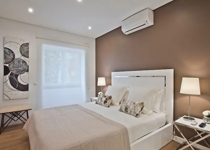 127 By Saboia Collection